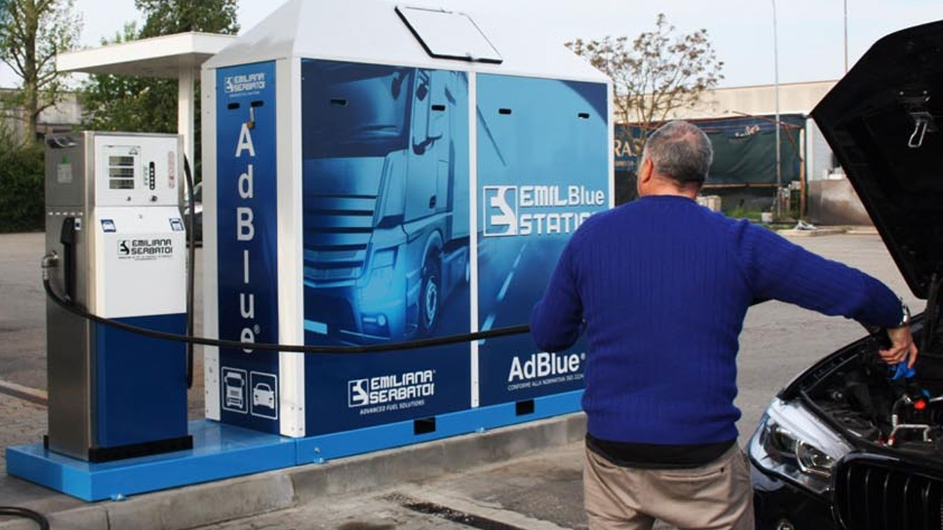 AdBlue® : tout ce qu'il faut savoir sur ce carburant et le choix d'une cuve