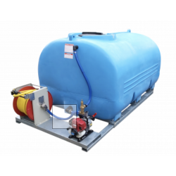 Groupe d'arrosage 8000 L PEHD équipée 120 L/min sur chassis DURAPLAS