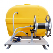 Cuve d'arrosage en PE sur plateau 2000 L électrique